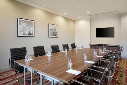 Jurys Inn East Midlands Airport (on-site) - image 7