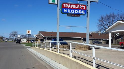 Travelers Lodge Marshall