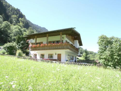 A pleasantly furnished apartment with free bike hire St. Gallenkirch