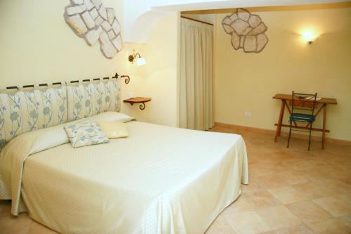 Hotel Tirrena Bike & Country Hotel - image 14