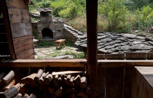 Létesítmények, Q.pova house in Kovachevitsa