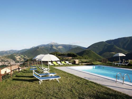 Tranquil Farmhouse in Cagli with Swimming Pool gîte à louer Smirra