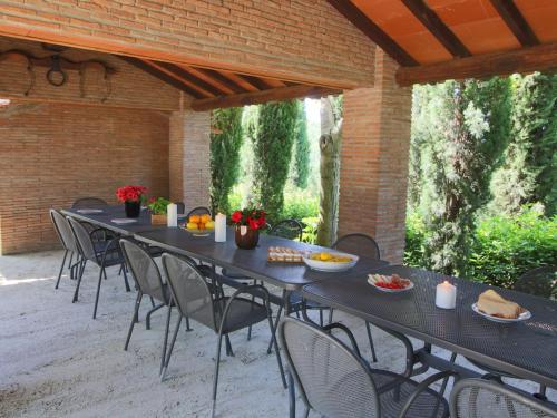 Faciliteiten, Spacious farmhouse with pool in Chiassa Superiore