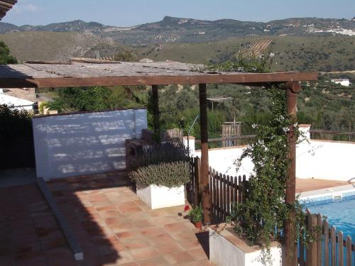  Spanish Farmhouse in Andalusia with Private Swimming Pool, Pension in Fuentes de Cesna bei La Carrera de la Viña