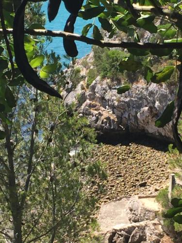 Casa do Farol da Arrábida