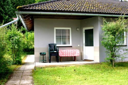 Appartements -Bungalows Karin in Sankt Kanzian am Klopeiner See, Österreich