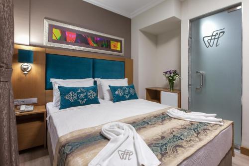 Ferman Hilal Hotel - Special Class Room Type - King Suite with Balcony