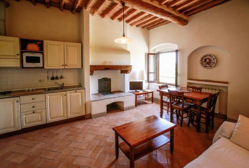 Fattoria Abbazia Monte Oliveto - image 2