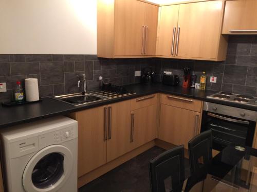 Eastgate Apartment - image 9