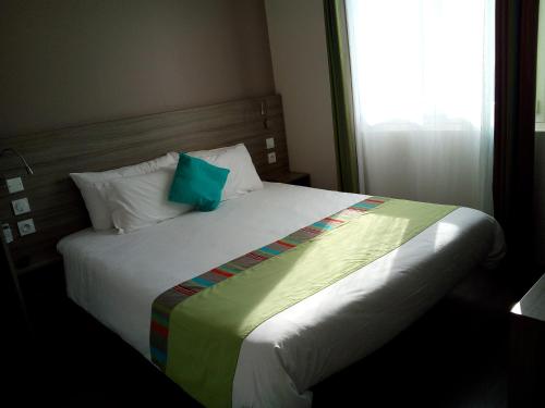 Hotel Le Majestic Canet plage - image 3