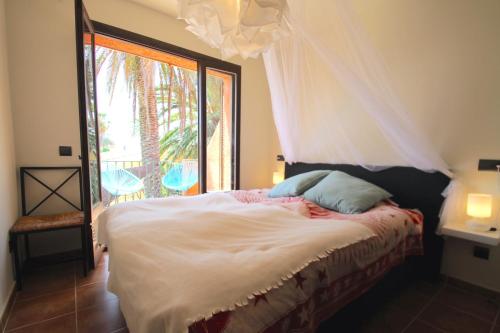 ARENDA Miami Playa Holiday Home Terracota