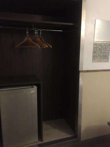 Double or Twin Room image 5