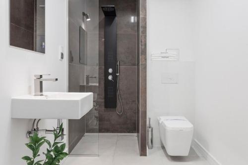 Studio Apartment image 10