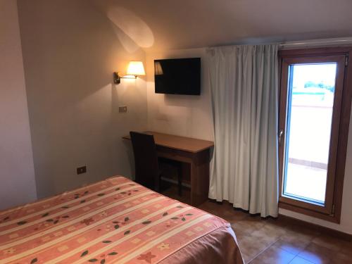 Hotel Azahar - image 12