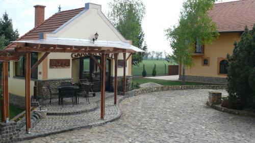 Garden Vendégház Makó - image 7