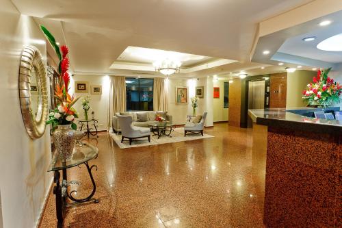 Лобби, Hotel Coral Suites in Панама-Сити