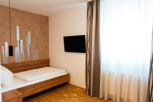 1 twin bed