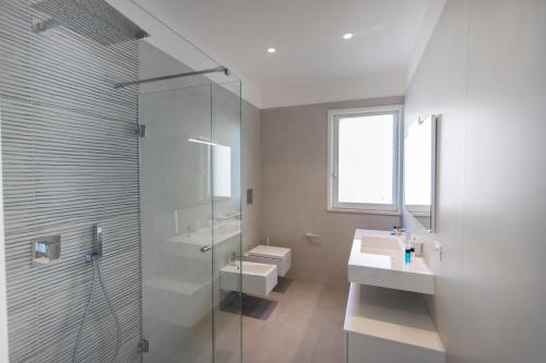 Le Ancore Luxury Apartments - image 6