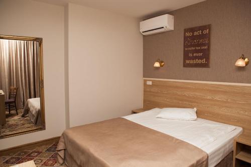 Hotel Motto - image 13