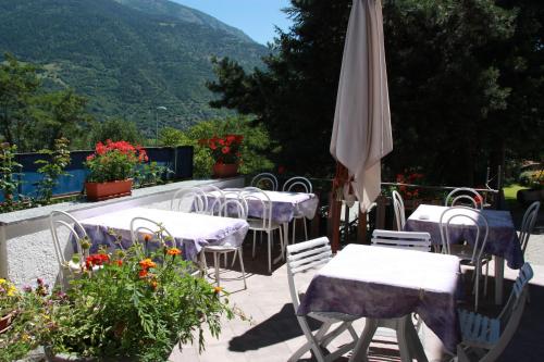 Pub/Lounge, Hotel Bellevue in Gignod