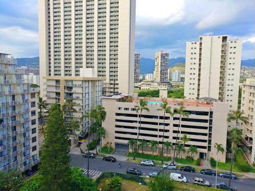 Royal Kuhio - Large 1 bedroom Apartment - image 14