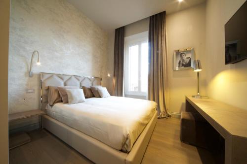 Vittoriano Luxury Suites - image 10