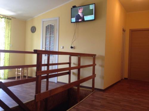 المرافق, Krone Hostel in أوزهوجورود