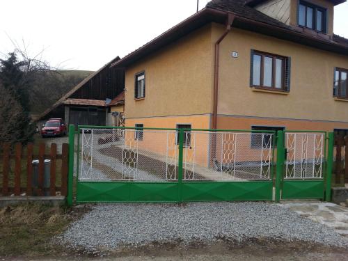 Зовнішній вигляд готелю, Vilka Buček "trochu inak" (Vilka Bucek "trochu inak") in Старий Смоковець