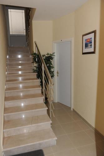 Rooms Valentino - image 2