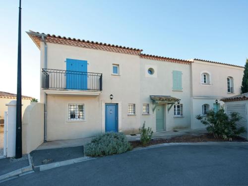 Modern villa near the sea with balcony - Location, gîte - Aigues-Mortes