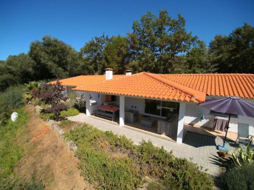  Spacious Holiday Home in Covas with Swimming Pool in Covas