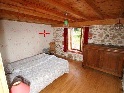 Lovely Holiday Home with Pool in Lavoine gîte à louer Chassonnerix