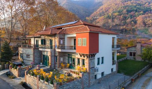 . Evzin Hotel