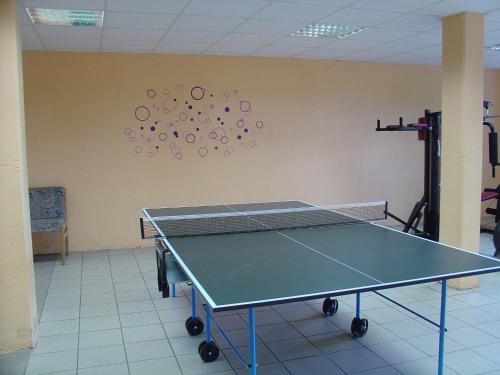 Single storey detached bungalow in a wooded area - image 6