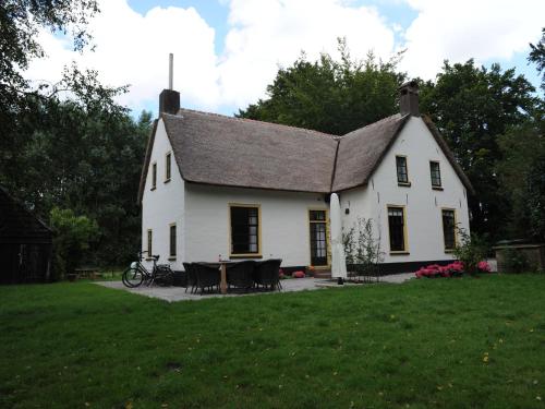 Heritage Holiday Home in Beesd near Forest