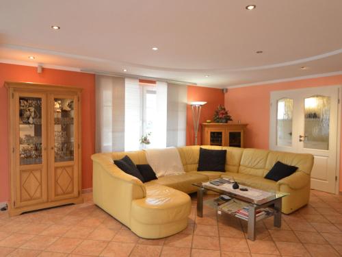  Linden Haus in Weywertz