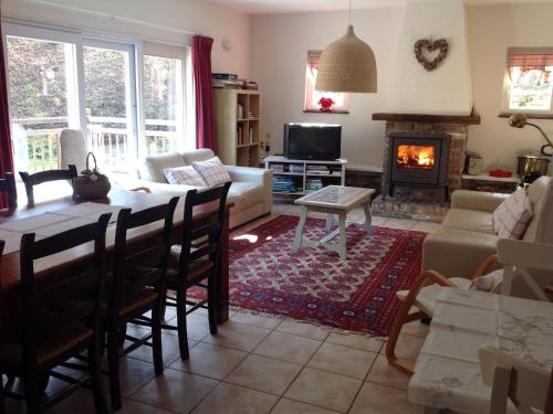 Cozy Chalet in Bohan with Forest Nearby in Laforêt