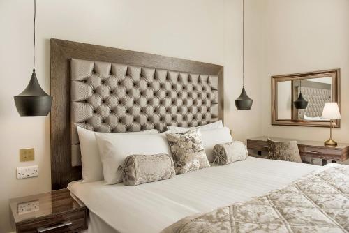 Lansbury Heritage Hotel - image 4