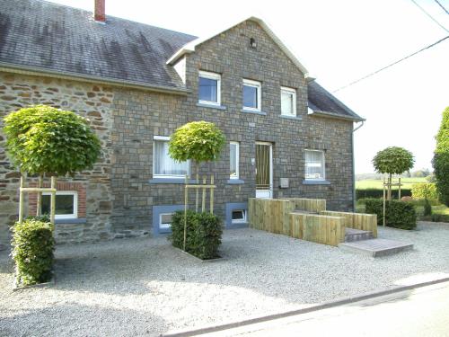  Picturesque Apartment in Heppenbach with Terrace, Pension in Amel bei Bütgenbach