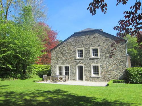 Welcoming Cottage in Offagne with Garden