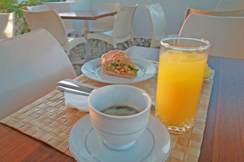 Food and beverages, Palmetto Hotel in Santiago De Los Caballeros