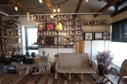 香蕉與黑膠 Yellow And Black Guest House 香蕉與黑膠 Yellow And Black Guest House