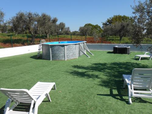 Swimming pool, La Piccola Masseria in Cisternino