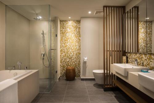 3 bedrooms, 4 beds