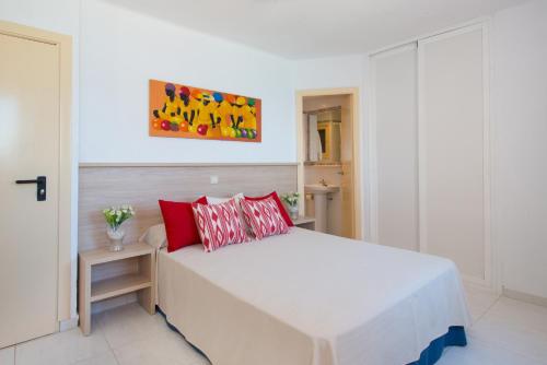 Apartamentos Calablanca - image 6