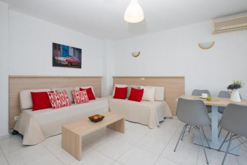 Apartamentos Calablanca - main image