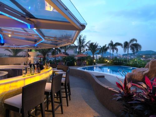 Facilities, One World Hotel in One Utama / Damansara