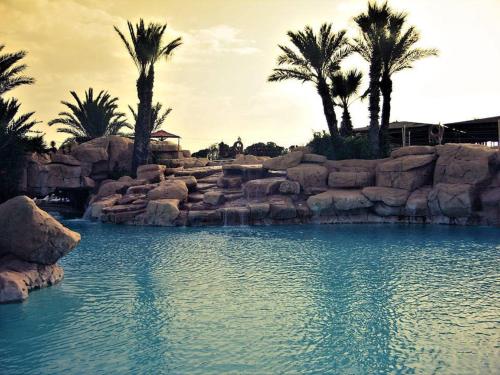 Sahara Beach Aquapark Resort