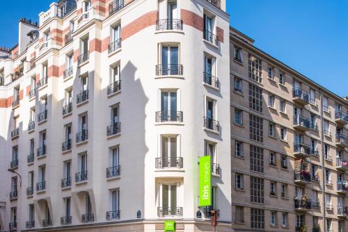 Exterior view, Ibis Styles Paris 15 Lecourbe Hotel in 15th - Tour Eiffel - Porte de Versailles