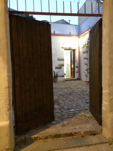  La Corte di Grazia_IUN P2039/40 in Nuoro